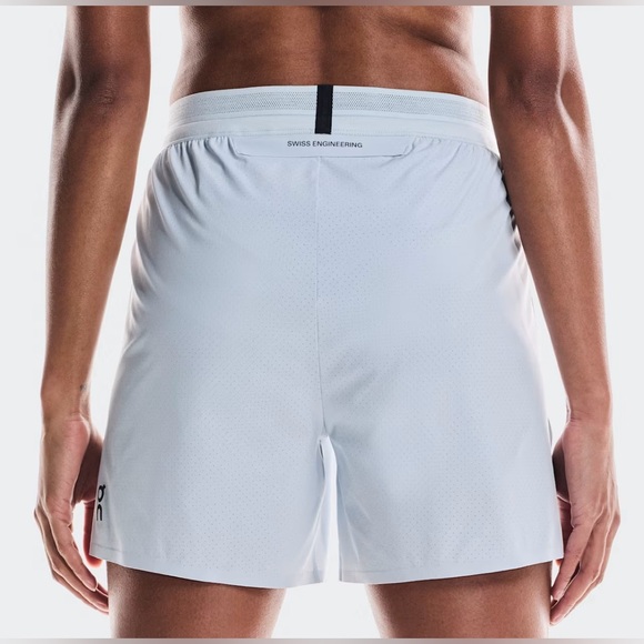 On Running Women’s 5" Performance Shorts Arctic - Picture 2 of 16